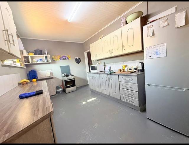 3 BEDROOM HOUSE FOR SALE IN VANDERBIJLPARK CE 2